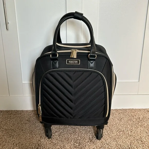 Kenneth Cole Reaction Bags Kenneth Cole Underseater